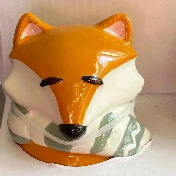 5/$25 Fox ceramic salt and pepper shakers  SET, home decor - Picture 3 of 4